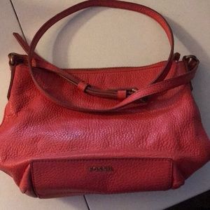 Fossil crossbody barely used, measurements in pictures any questions ask